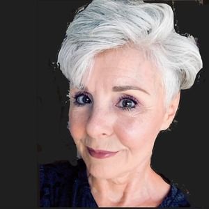 Meet your Posher, Julie